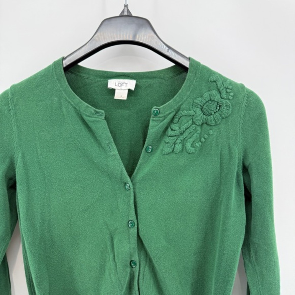 Ann Taylor LOFT Womens Small‎ Pre-Owned Green Button Up Cardigan Sweater Floral